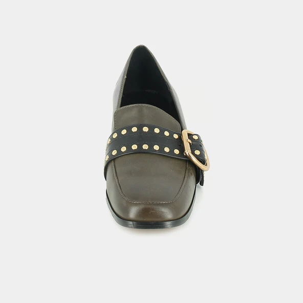 Mocassins &agrave; petits talons en cuir kaki | CRUISE | Jonak