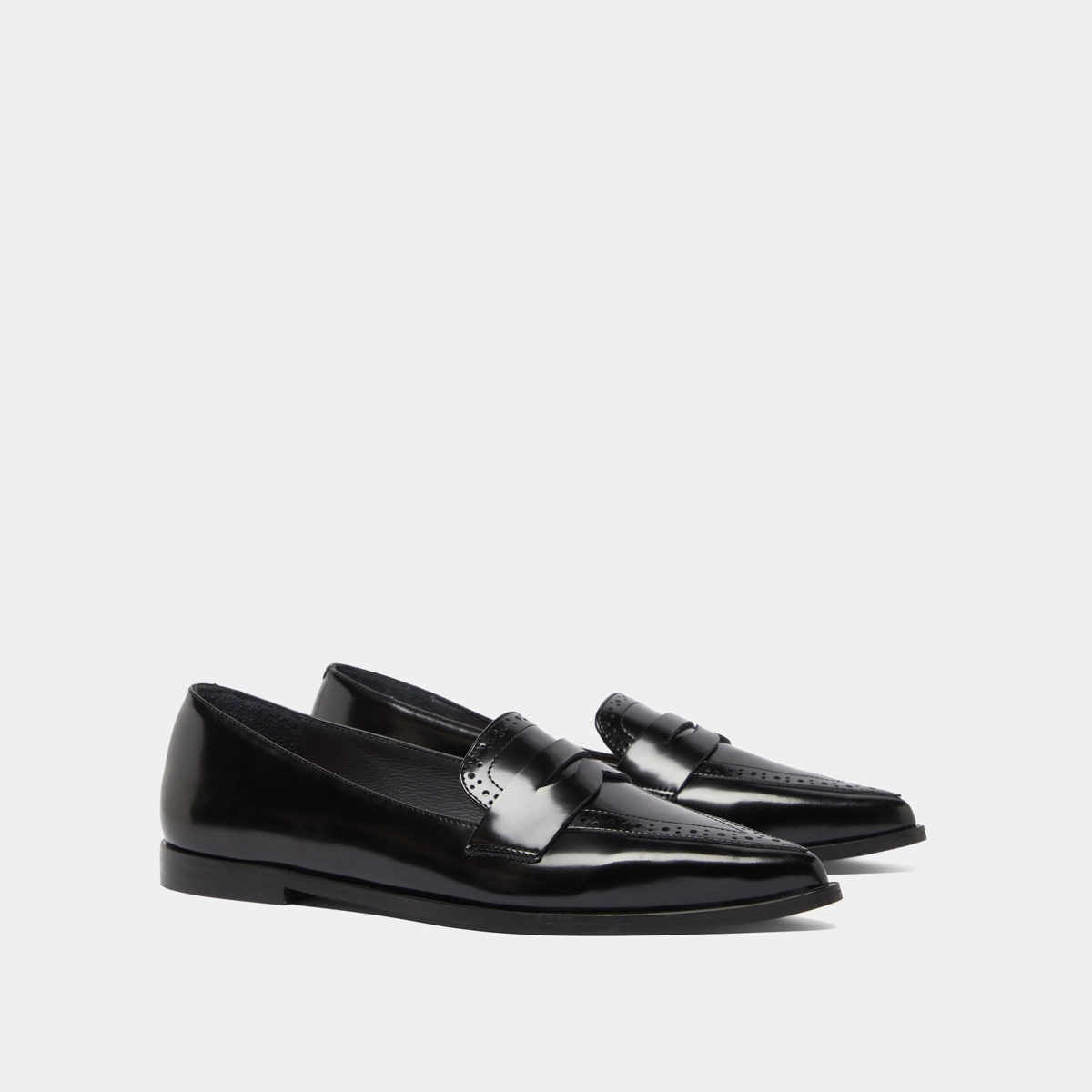 Mocassins &agrave; bouts pointus en cuir glac&eacute; noir | DALINA | Jonak