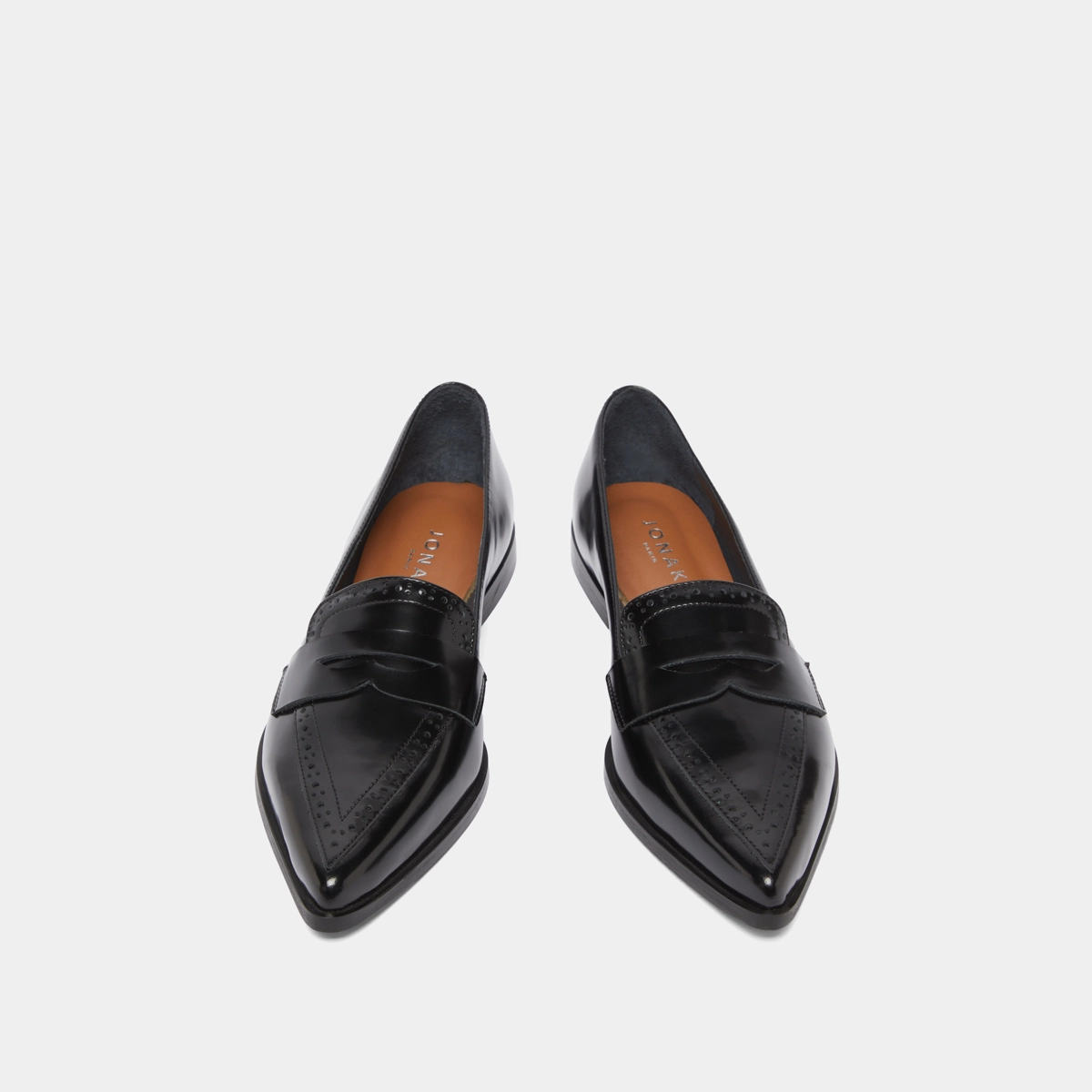 Mocassins &agrave; bouts pointus en cuir glac&eacute; noir | DALINA | Jonak