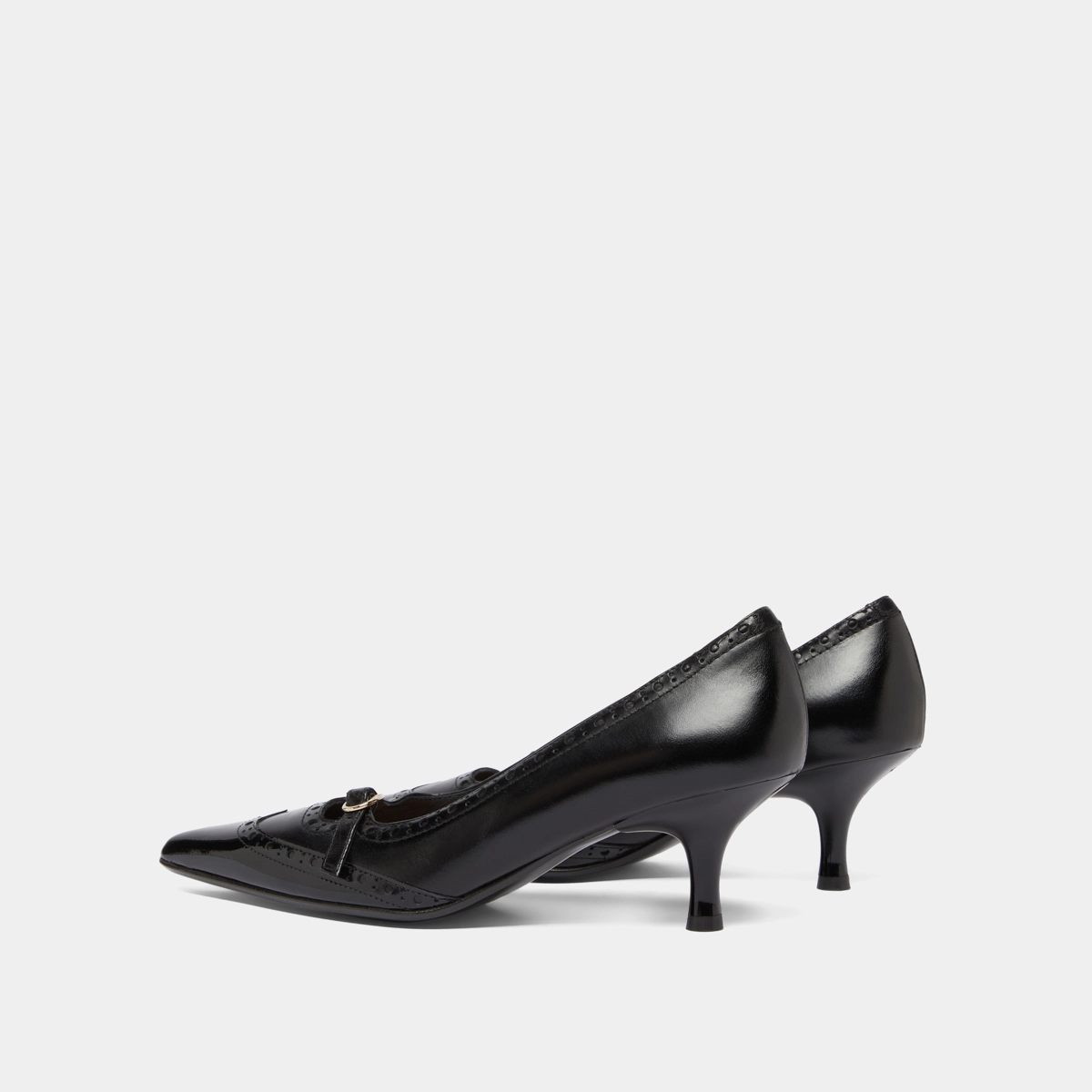 Escarpins à brides et détails perforés..... en vernis et cuir noirs | DALTA | Jonak