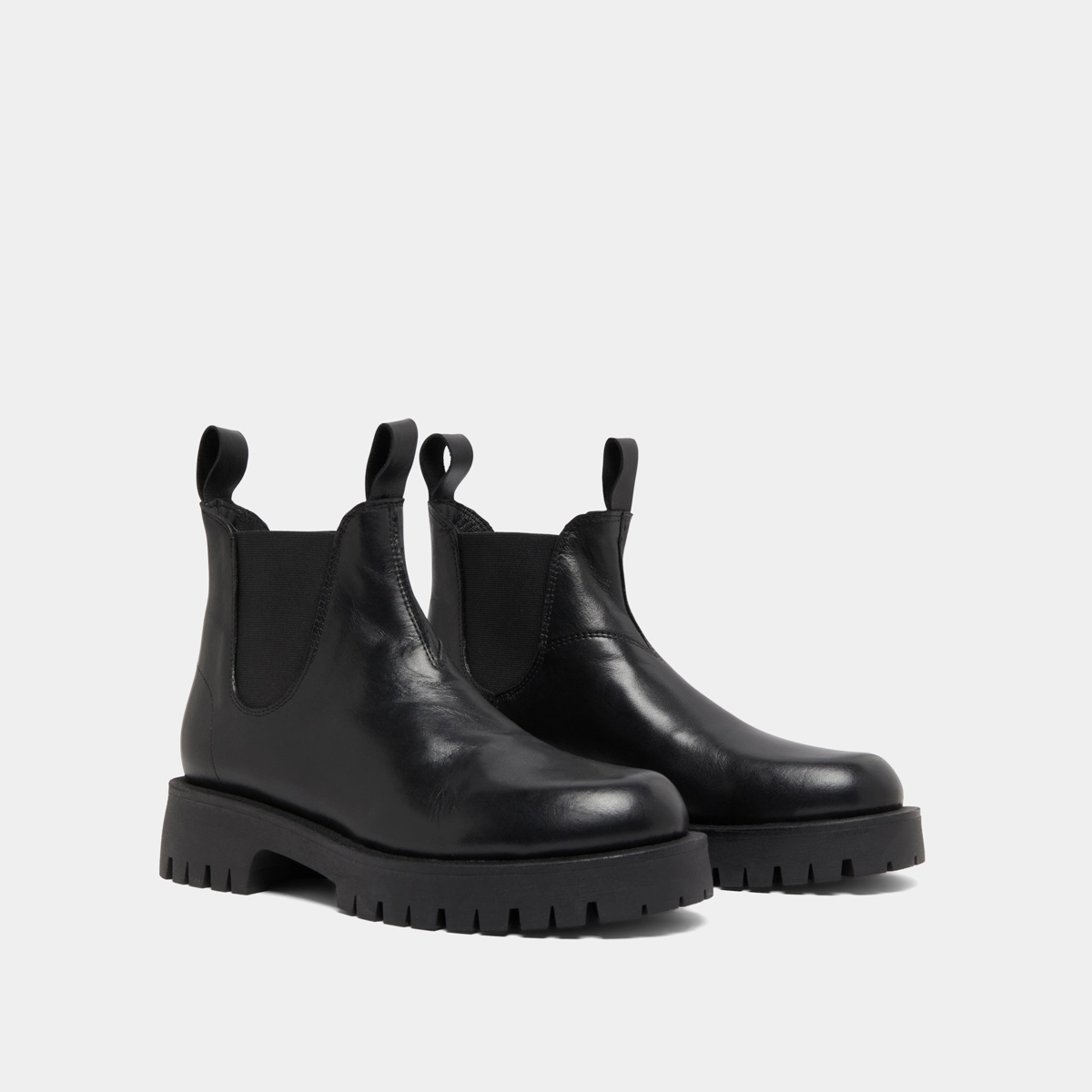 Boots à semelles crantées en cuir noir | ROCHE | Jonak