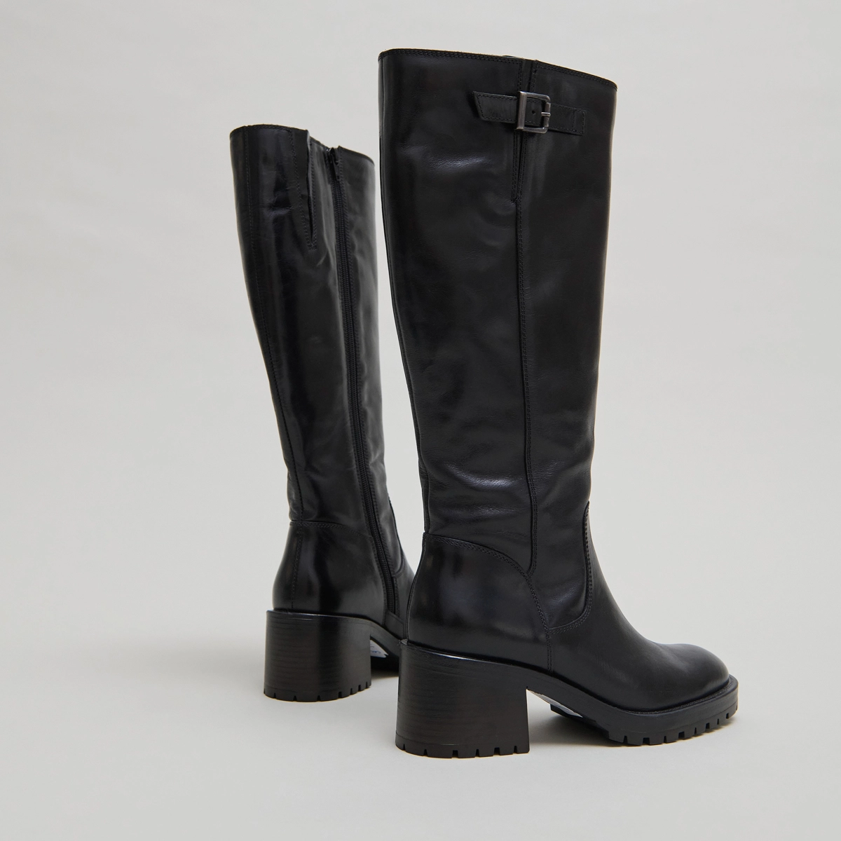 Bottes &agrave; semelles crant&eacute;es en cuir noir | CECILIEN | Jonak