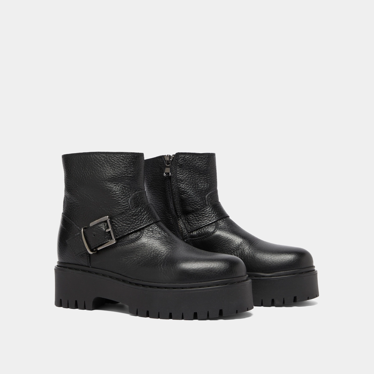 Boots &agrave; semelles crant&eacute;es et boucles en cuir grain&eacute; noir | RANA | Jonak