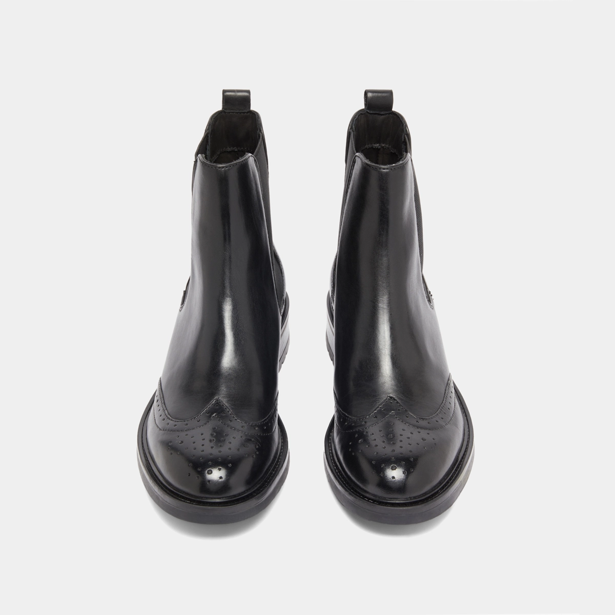 Boots basses &agrave; &eacute;lastiques et d&eacute;tails ajour&eacute;s en cuir noir | GADDY | Jonak
