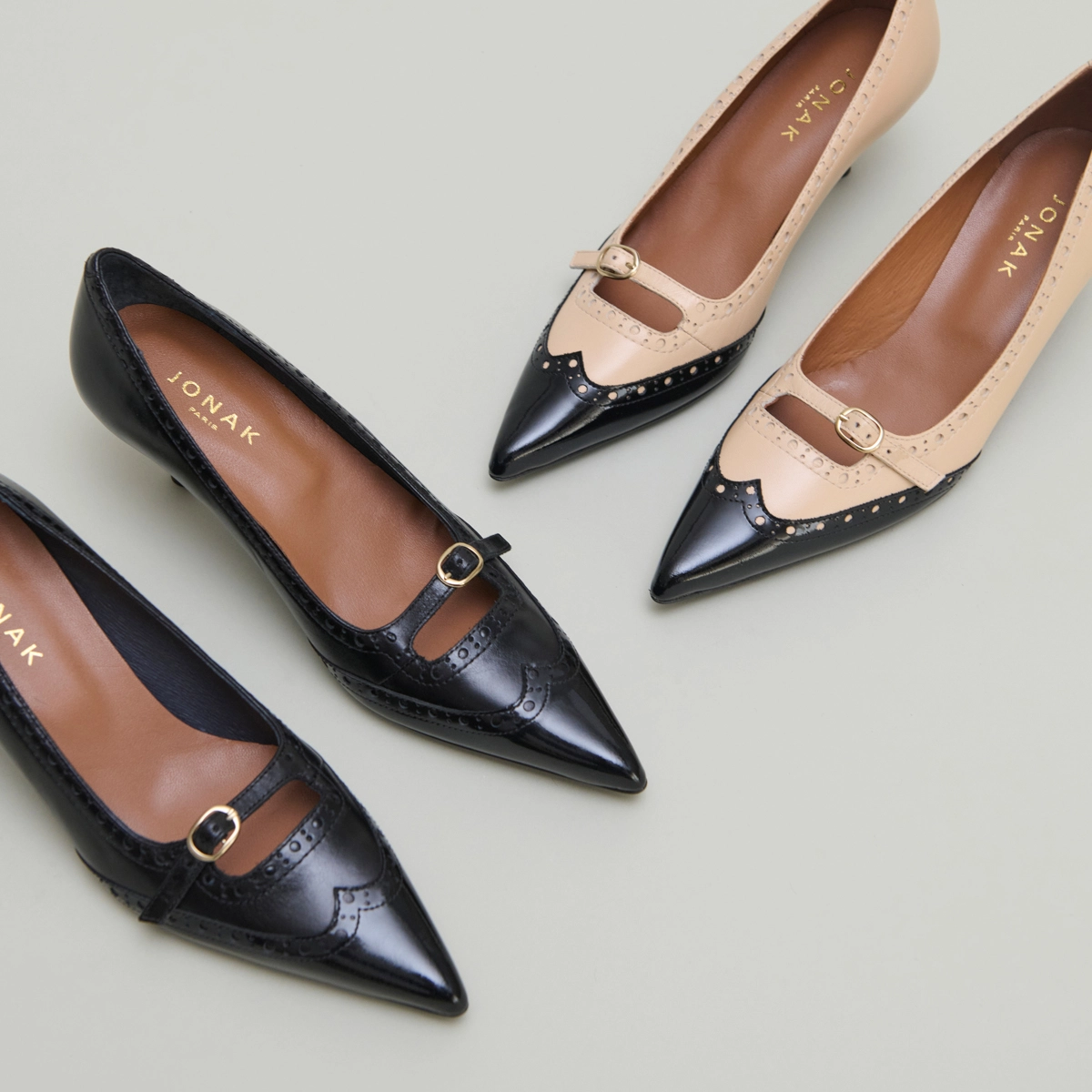 Escarpins à brides et détails perforés..... en vernis noir et cuir souple beige | DALTA | Jonak