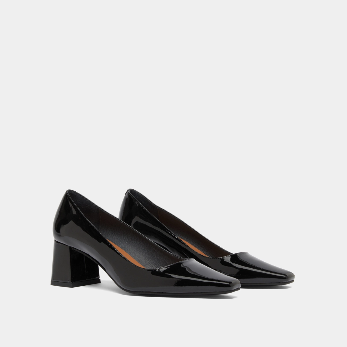 Escarpins &agrave; talons recouverts en vernis noir | DULINA | Jonak