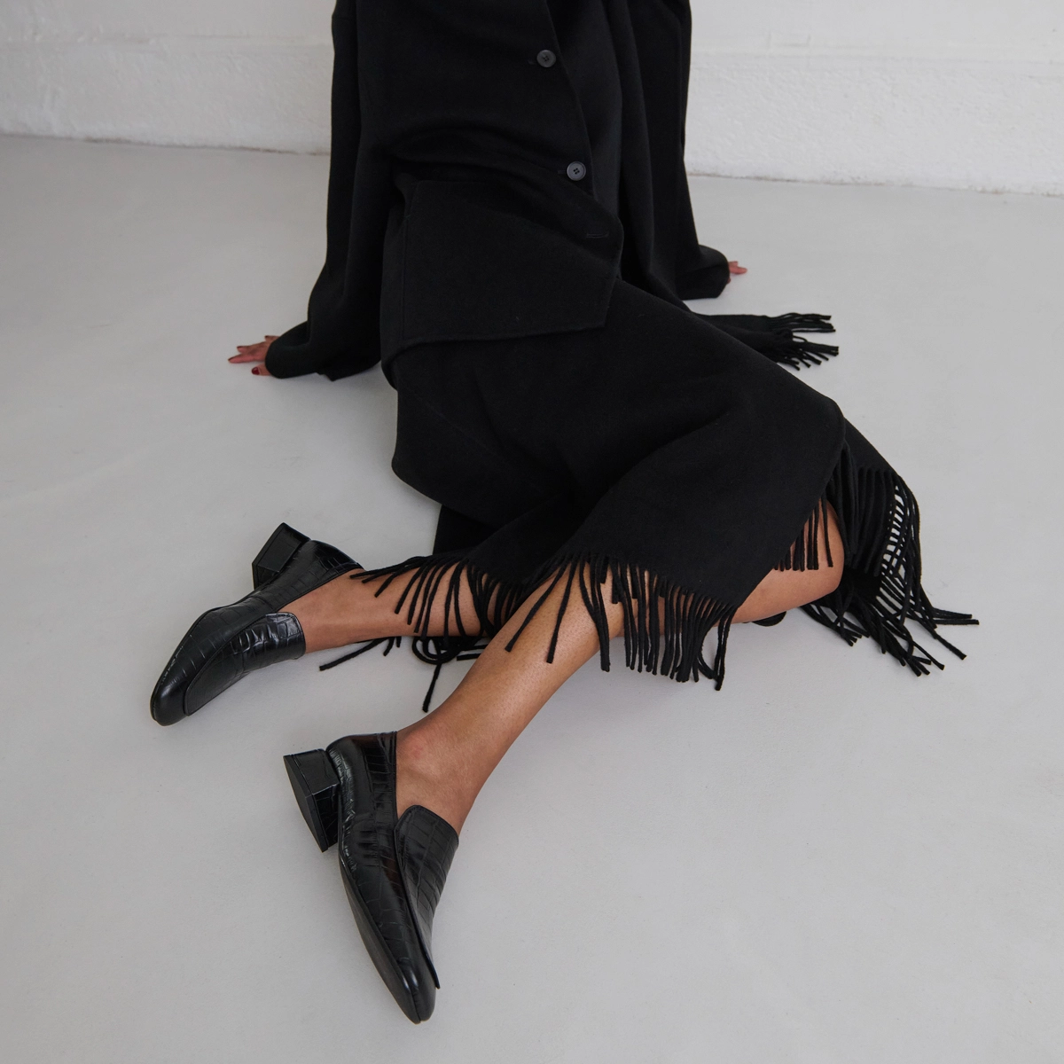 Mocassins à bouts arrondis en cuir reptile noir | DYNAMIC | Jonak
