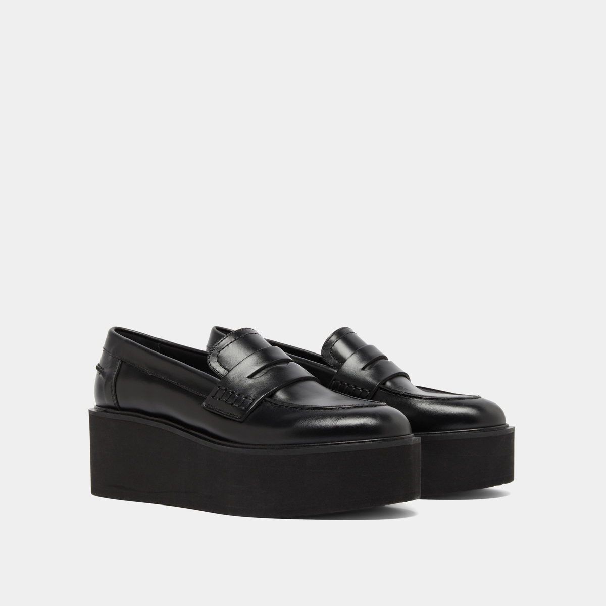 Mocassins compens&eacute;s en cuir noir | ANJA | Jonak