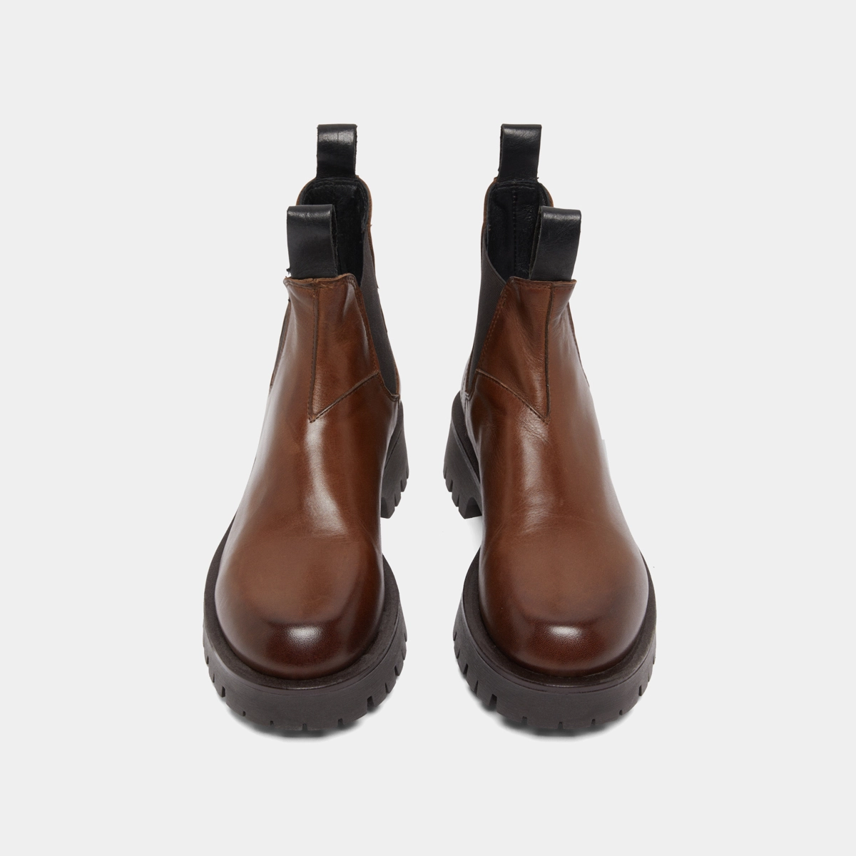 Boots à semelles crantées en cuir patiné marron | ROCHE | Jonak
