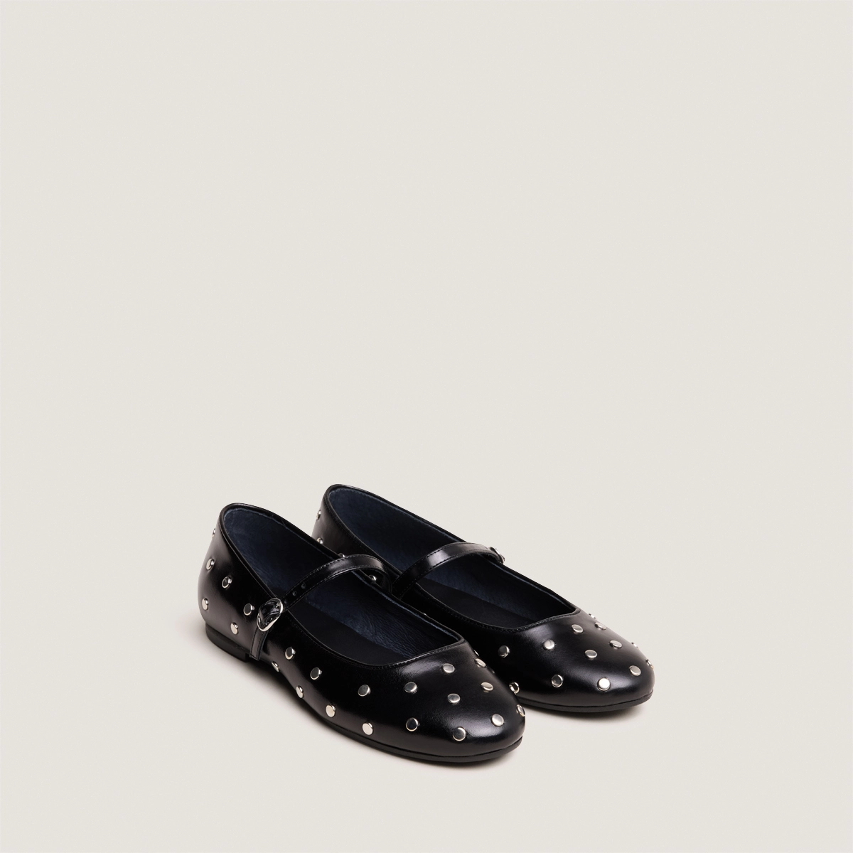 Ballerines &agrave; brides en cuir noir | DANAELLE | Jonak