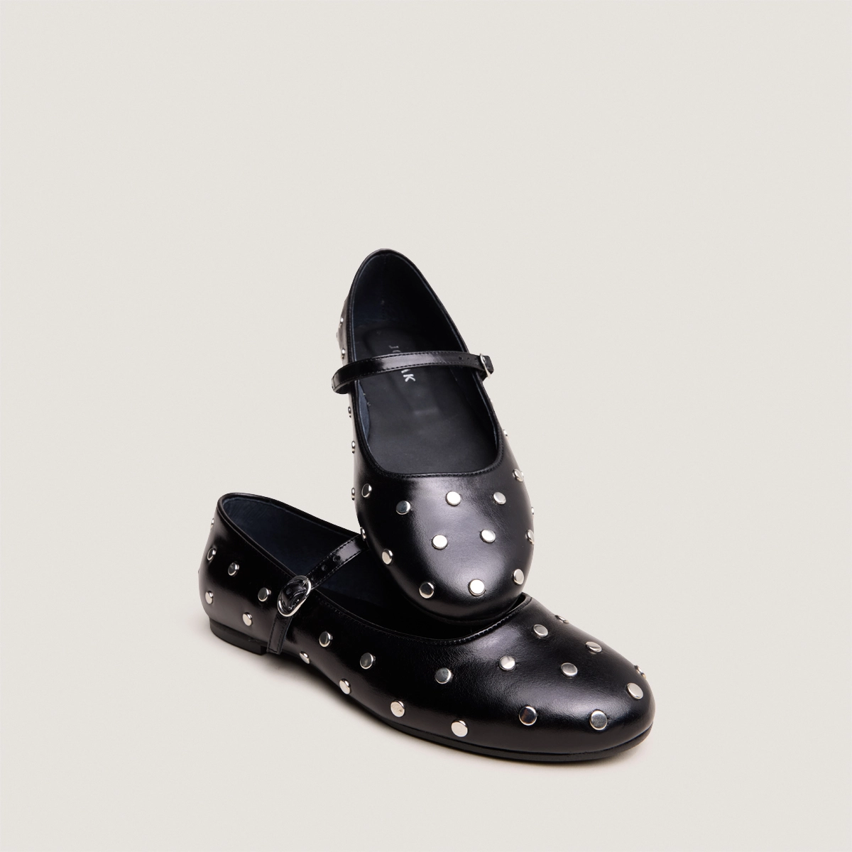 Ballerines &agrave; brides en cuir noir | DANAELLE | Jonak