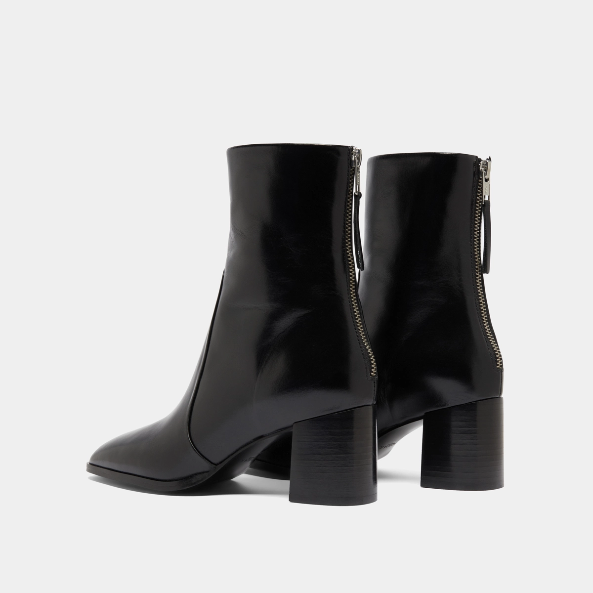 Bottines avec fermeture éclair arrière en cuir noir | DETRAS | Jonak