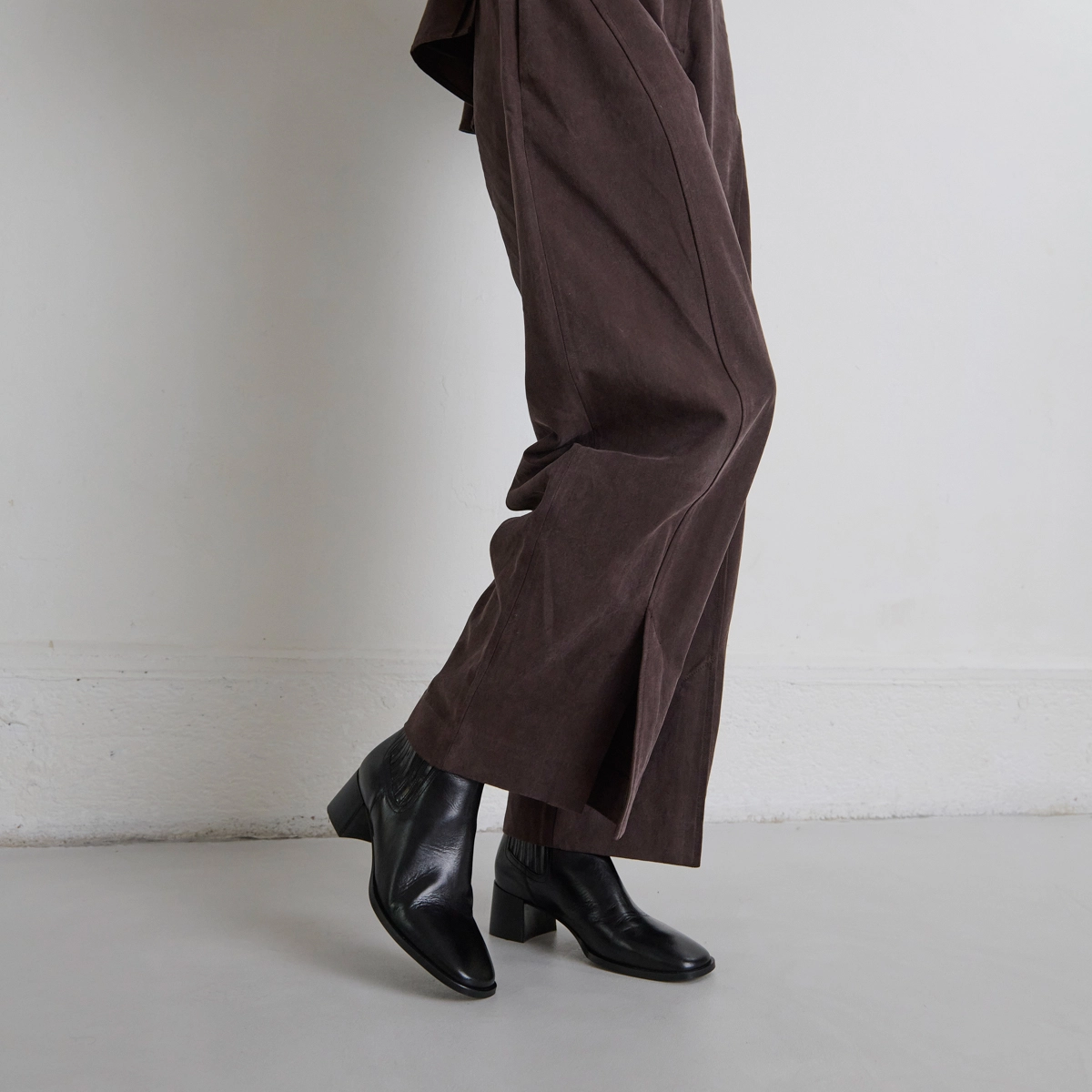 Bottines à fronces en cuir noir | DINGO | Jonak