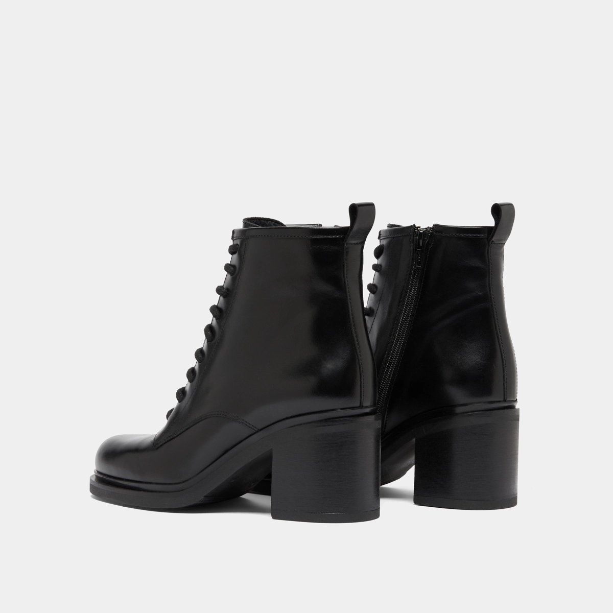 Boots &agrave; talons et &agrave; lacets en cuir noir | DUPLEX | Jonak