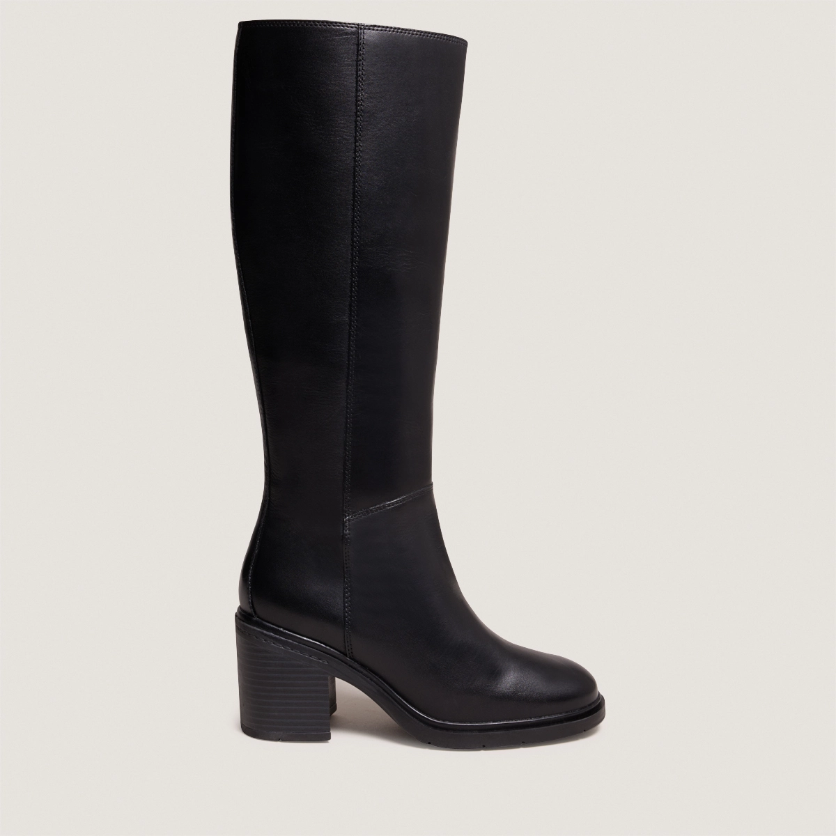 Bottes &agrave; talons et &agrave; bouts ronds en cuir noir | ATILUS | Jonak