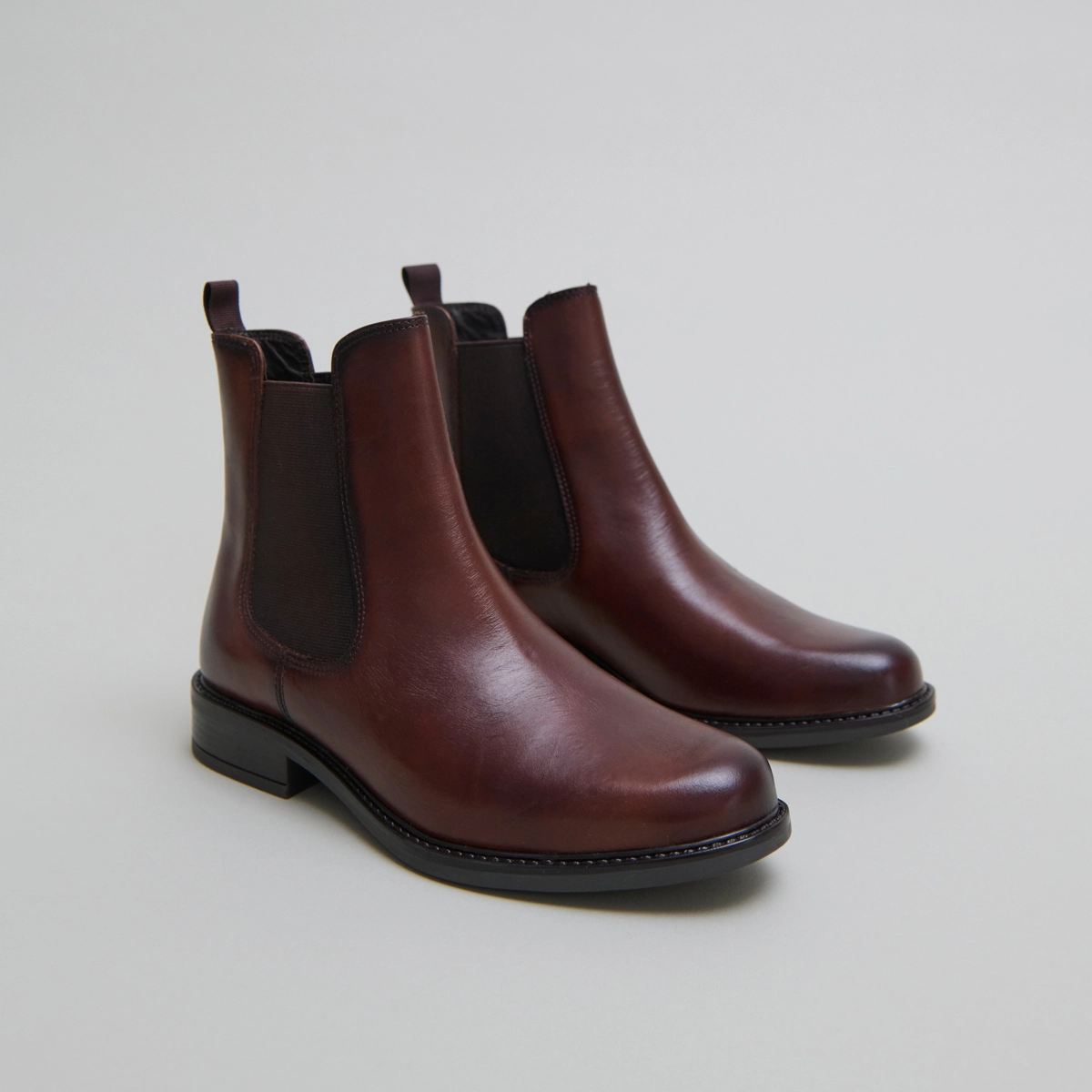 Boots à élastiques et à bouts ronds en cuir cognac | AUDRY | Jonak