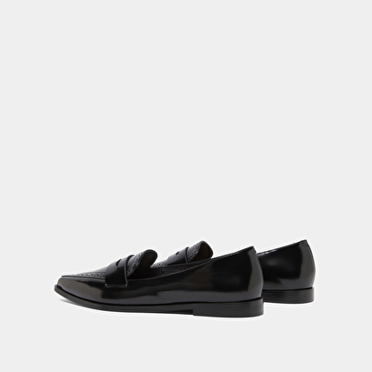 Mocassins à bouts pointus en cuir glacé noir | DALINA | Jonak
