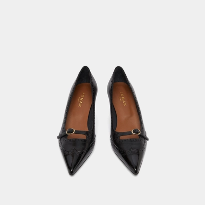 Escarpins &agrave; brides et d&eacute;tails perfor&eacute;s..... en vernis et cuir noirs | DALTA | Jonak