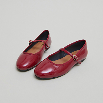 Ballerines à brides en vernis plissé rouge carmin | DOUCEUR | Jonak