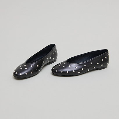 Ballerines à détails argentés en cuir noir | DANIA | Jonak