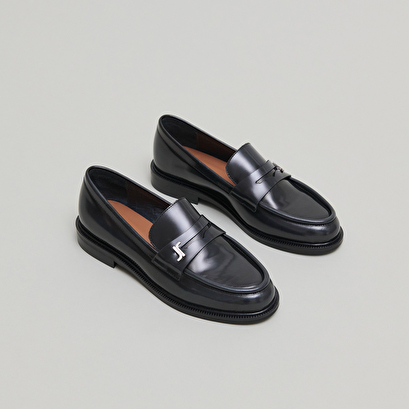 Mocassins à bouts arrondis en cuir glacé gris | DUEDI | Jonak