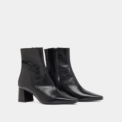 Bottines &agrave; larges talons en cuir noir | DYONISOS | Jonak