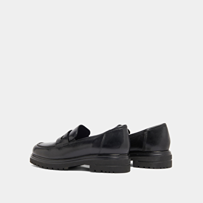 Mocassins à semelles crantées en cuir noir | ARLO | Jonak