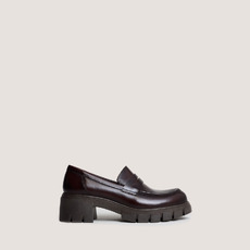 Mocassins &agrave; semelles crant&eacute;es brun rouge