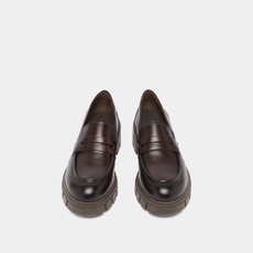 Mocassins &agrave; semelles crant&eacute;es brun rouge
