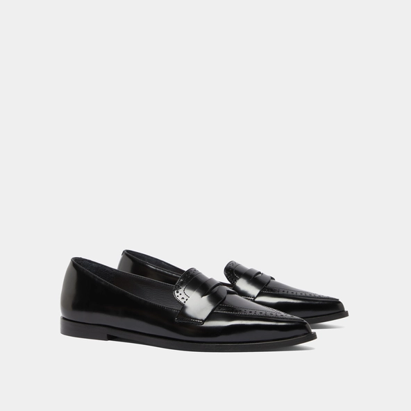 Mocassins &agrave; bouts pointus en cuir glac&eacute; noir | DALINA | Jonak