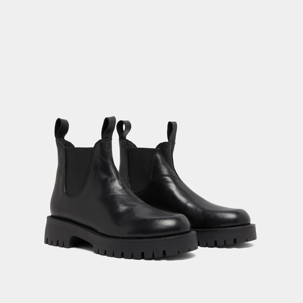 Boots à semelles crantées en cuir noir | ROCHE | Jonak