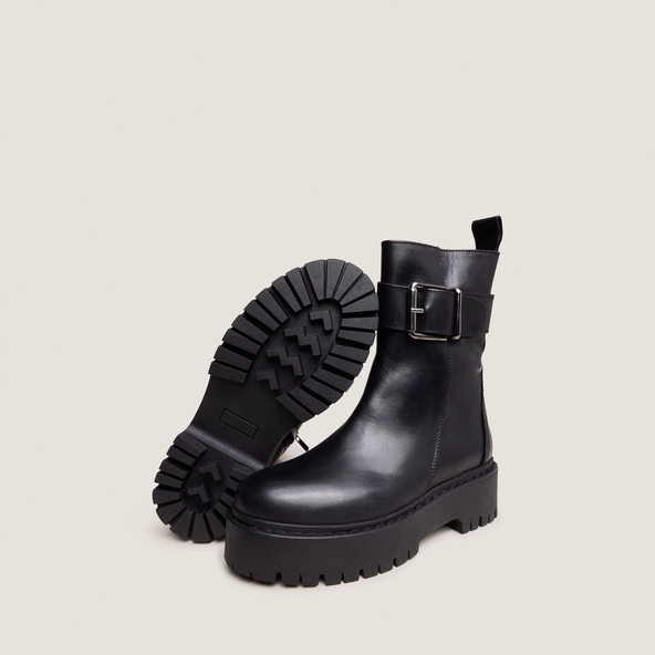 Bottines &agrave; semelles crant&eacute;es en cuir noir | RANDY | Jonak