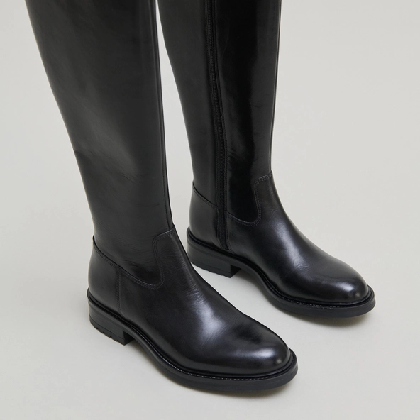 Bottes à talons crantés en cuir noir | GRACIANA | Jonak