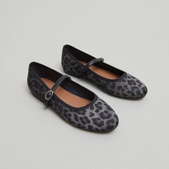 Ballerines à brides en textile léopard gris | DOUCEUR | Jonak