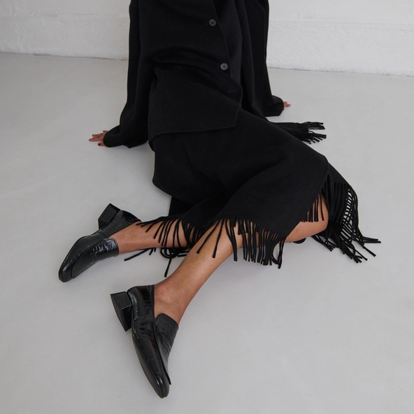 Mocassins à bouts arrondis en cuir reptile noir | DYNAMIC | Jonak