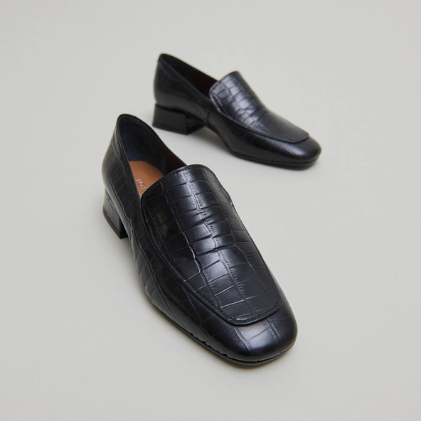 Mocassins à bouts arrondis en cuir reptile noir | DYNAMIC | Jonak