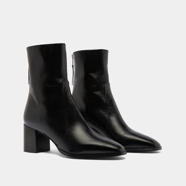 Bottines avec fermeture éclair arrière en cuir noir | DETRAS | Jonak