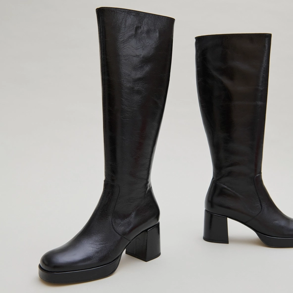 Bottes à talons et plateformes en cuir vieilli noir | VANEO | Jonak