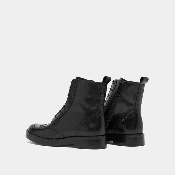 Boots à lacets en cuir noir | ARI | Jonak