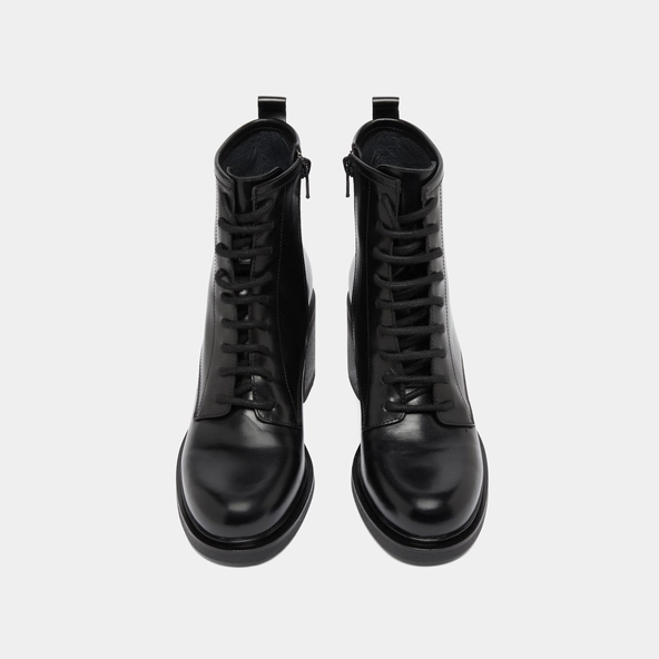 Boots &agrave; talons et &agrave; lacets en cuir noir | DUPLEX | Jonak