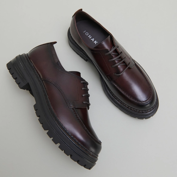 Derbies &agrave; semelles crant&eacute;es en cuir brun rouge | ADALOU | Jonak