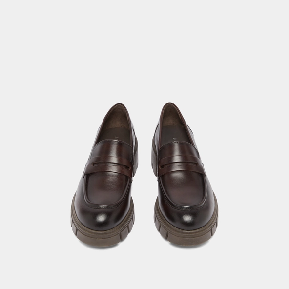 Mocassins &agrave; semelles crant&eacute;es en cuir brun rouge | ARON | Jonak