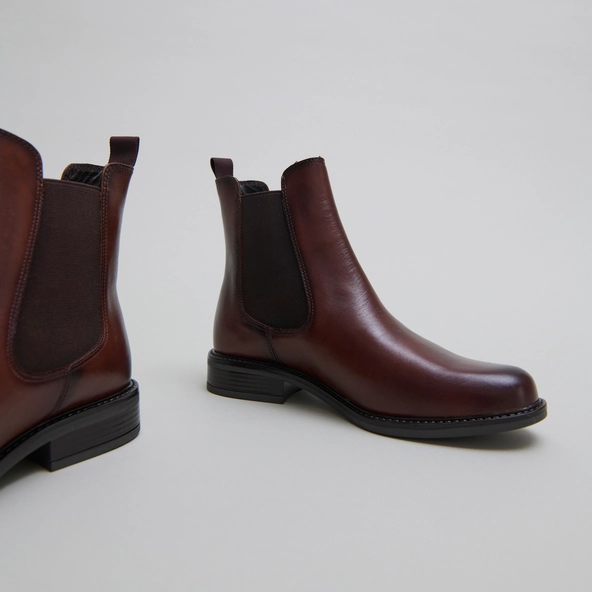 Boots à élastiques et à bouts ronds en cuir cognac | AUDRY | Jonak