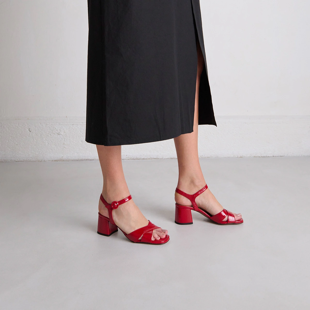 Sandales à talons en vernis plissé rouge | BRIELLA | Jonak