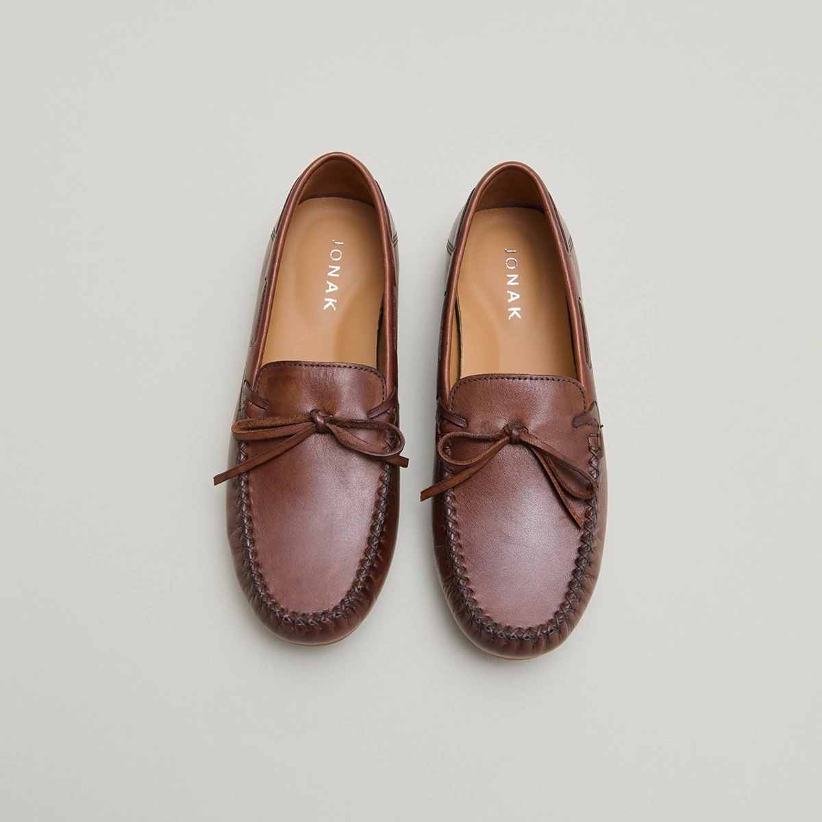 Mocassins froncés à lacets en cuir cognac | ANGELIQUE | Jonak