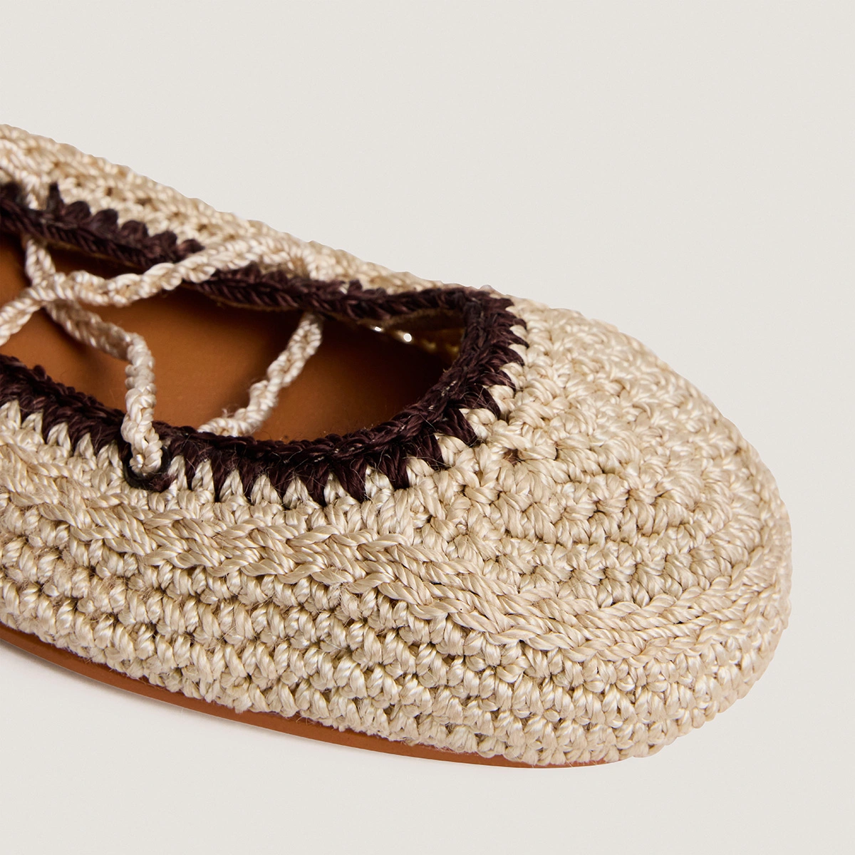 Ballerines à lacets en crochet beige et marron foncé | WETOV | Jonak