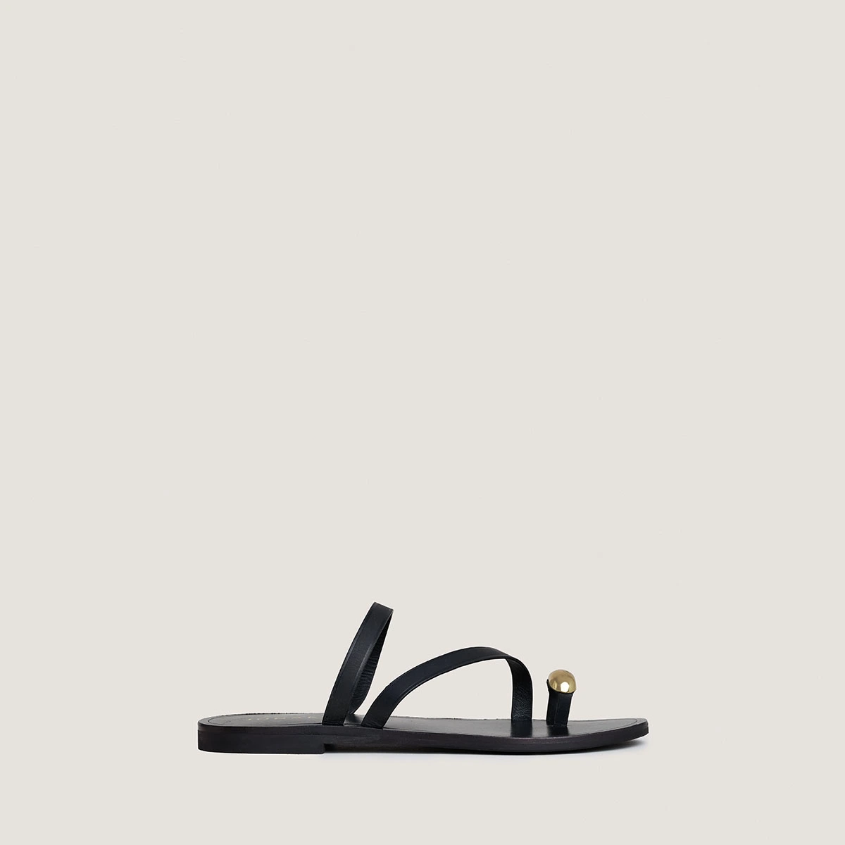 Sandales à brides fines et détails doré... en cuir noir | WIFE | Jonak