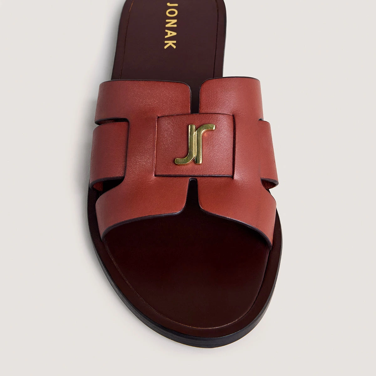 sandales à monogrammes en cuir cognac | WEIL | Jonak