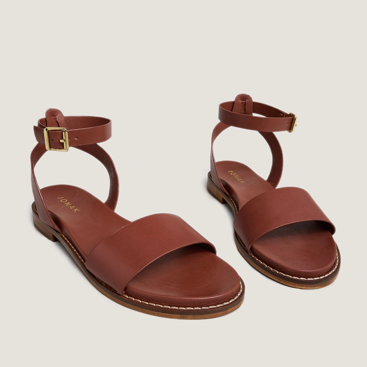 Sandales à brides et boucles ajustables en cuir cognac | WIK | Jonak