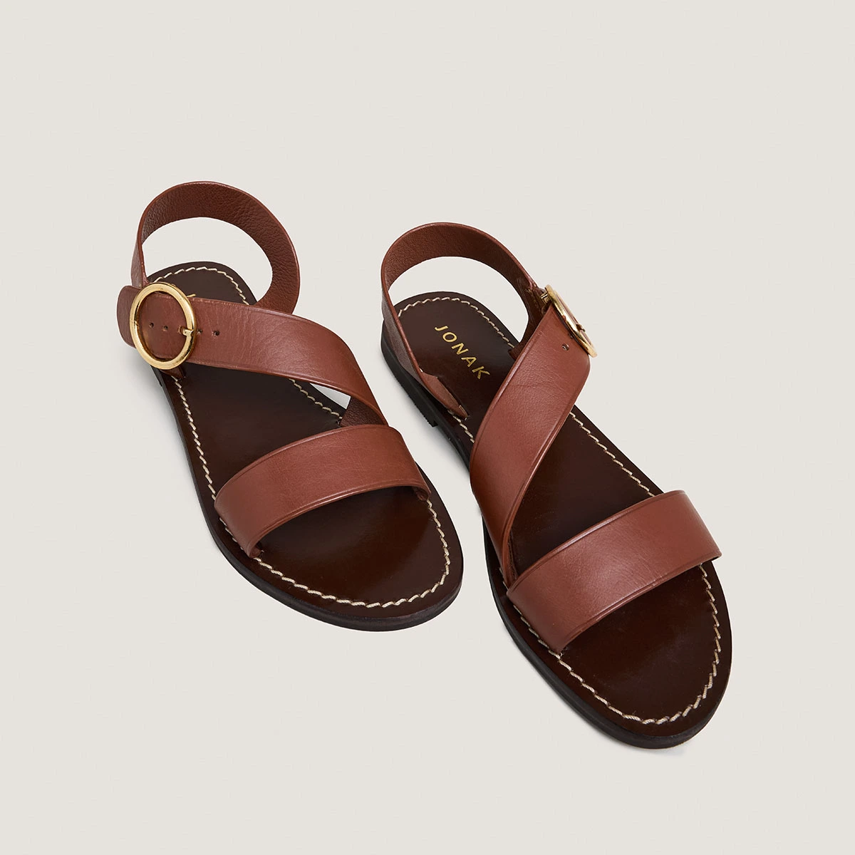 Sandales à brides larges et boucles ajus... en cuir cognac | WELBI | Jonak